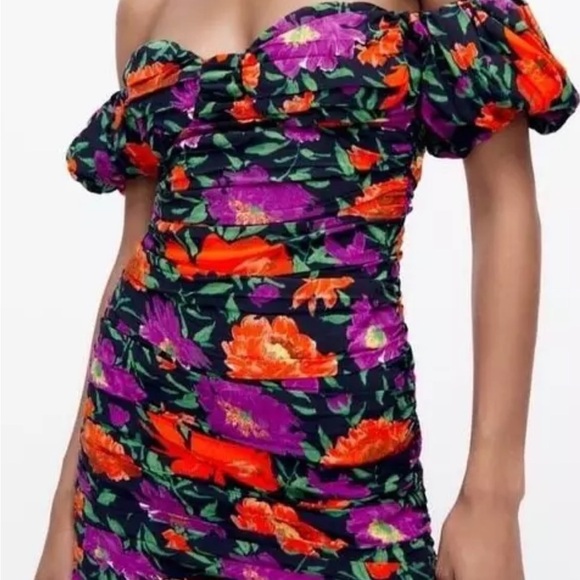 NWOT Zara off the shoulder floral mini dress - Picture 3 of 9